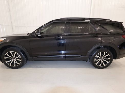 Certified 2021 Ford Explorer ST w/ Equipment Group 401A image 7