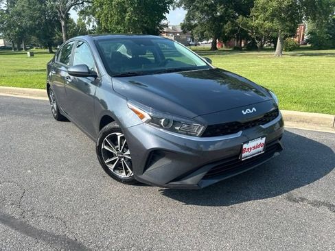 Certified 2023 Kia Forte LXS FWD image 2