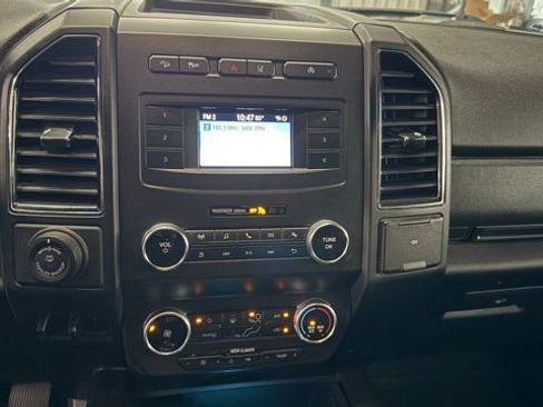 Used 2020 Ford Expedition XL AWD/4WD image 34