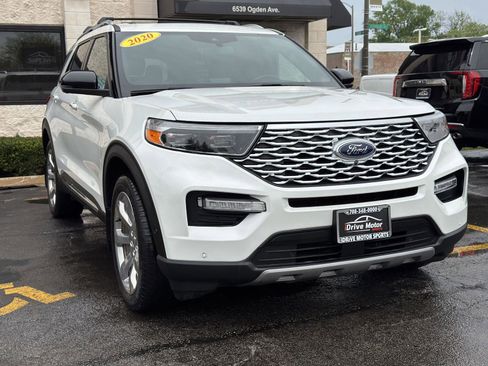 Used 2020 Ford Explorer Platinum w/ Premium Technology Package AWD/4WD image 16