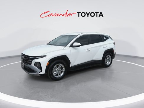 Used 2026 Hyundai Tucson SE FWD image 4