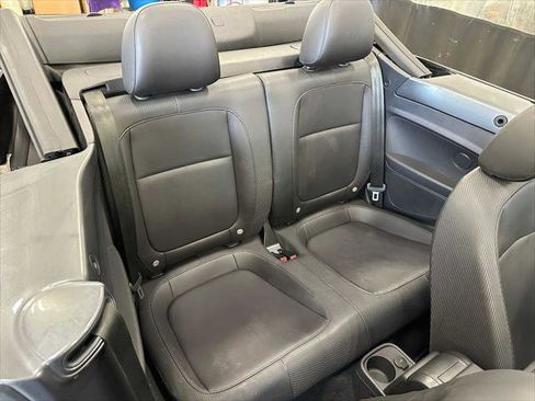 Used 2018 Volkswagen Beetle 2.0T Coast FWD image 19