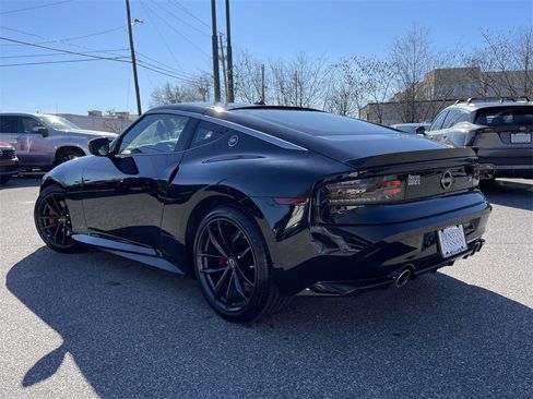 Used 2024 Nissan Z Performance w/ Floor Mat Package image 5