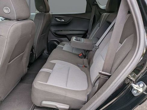 Used 2025 Chevrolet Blazer LT FWD image 14