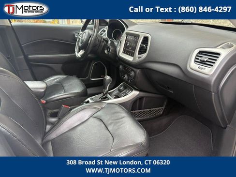 Used 2019 Jeep Compass High Altitude AWD/4WD image 14