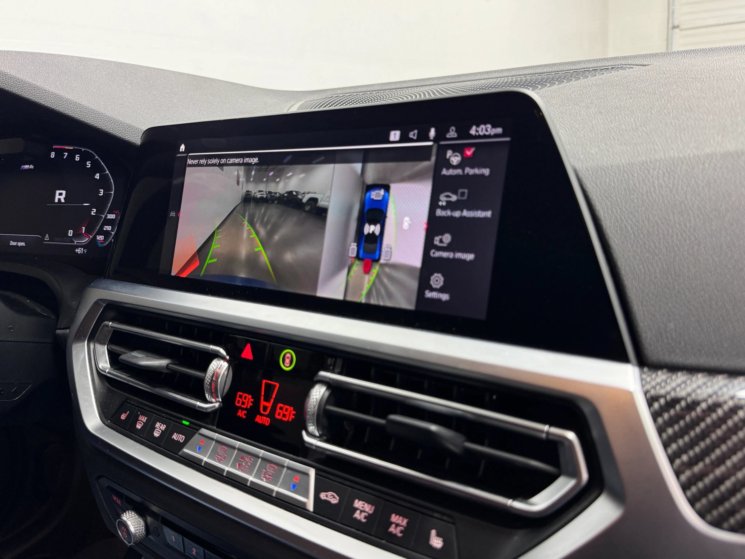 Used 2021 BMW M4 Competition w/ M Carbon Exterior Package RWD image 11