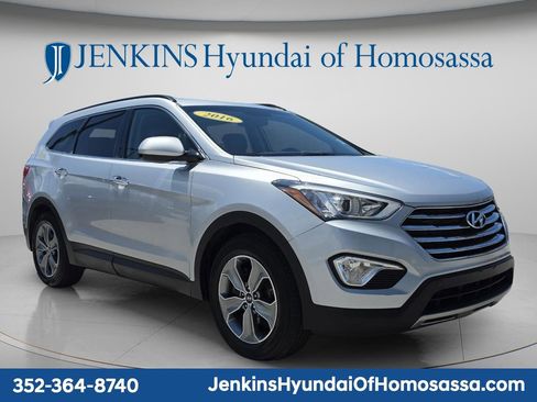 Used 2016 Hyundai Santa Fe SE AWD/4WD image 2