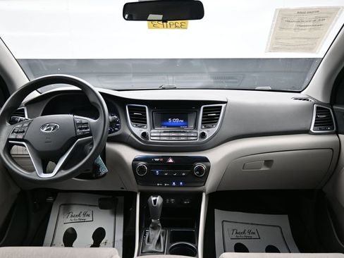 Used 2016 Hyundai Tucson SE w/ Option Group 02 AWD/4WD image 12