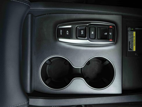 Used 2025 Honda Passport EX-L image 27