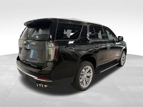 Used 2025 Chevrolet Tahoe Premier AWD/4WD image 7