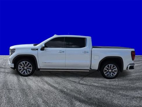 Used 2023 GMC Sierra 1500 Denali w/ Denali Reserve Package AWD/4WD image 7