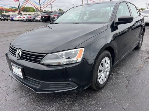 Used 2011 Volkswagen Jetta Sedan image 3