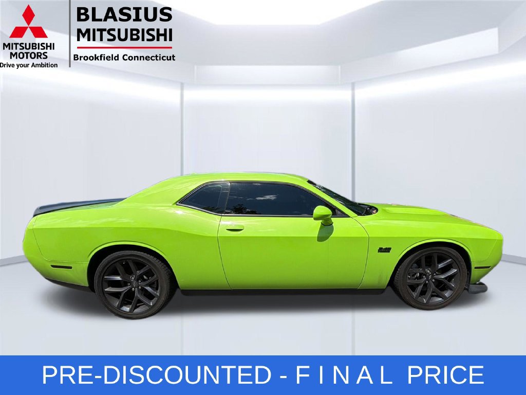 Used 2023 Dodge Challenger R/T w/ Blacktop Package RWD image 5