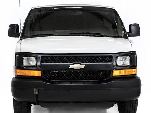 Used 2014 Chevrolet Express 3500 3500 3dr Extended Cargo Van image 7
