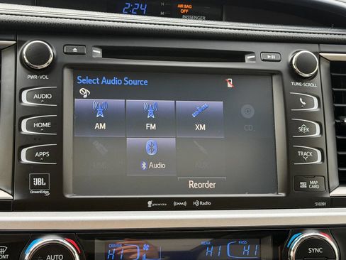 Used 2019 Toyota Highlander Limited Platinum image 47