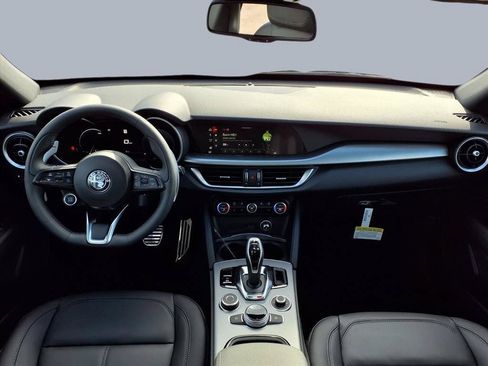New 2025 Alfa Romeo Stelvio Sprint w/ Convenience Package AWD/4WD image 10