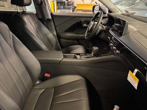 Certified 2025 Acura ADX AWD image 34