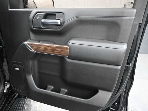 Used 2021 Chevrolet Silverado 1500 High Country w/ Technology Package AWD/4WD image 20