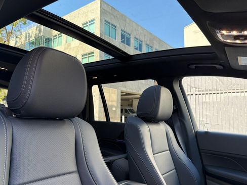New 2026 Mercedes-Benz GLS 450 4MATIC image 17