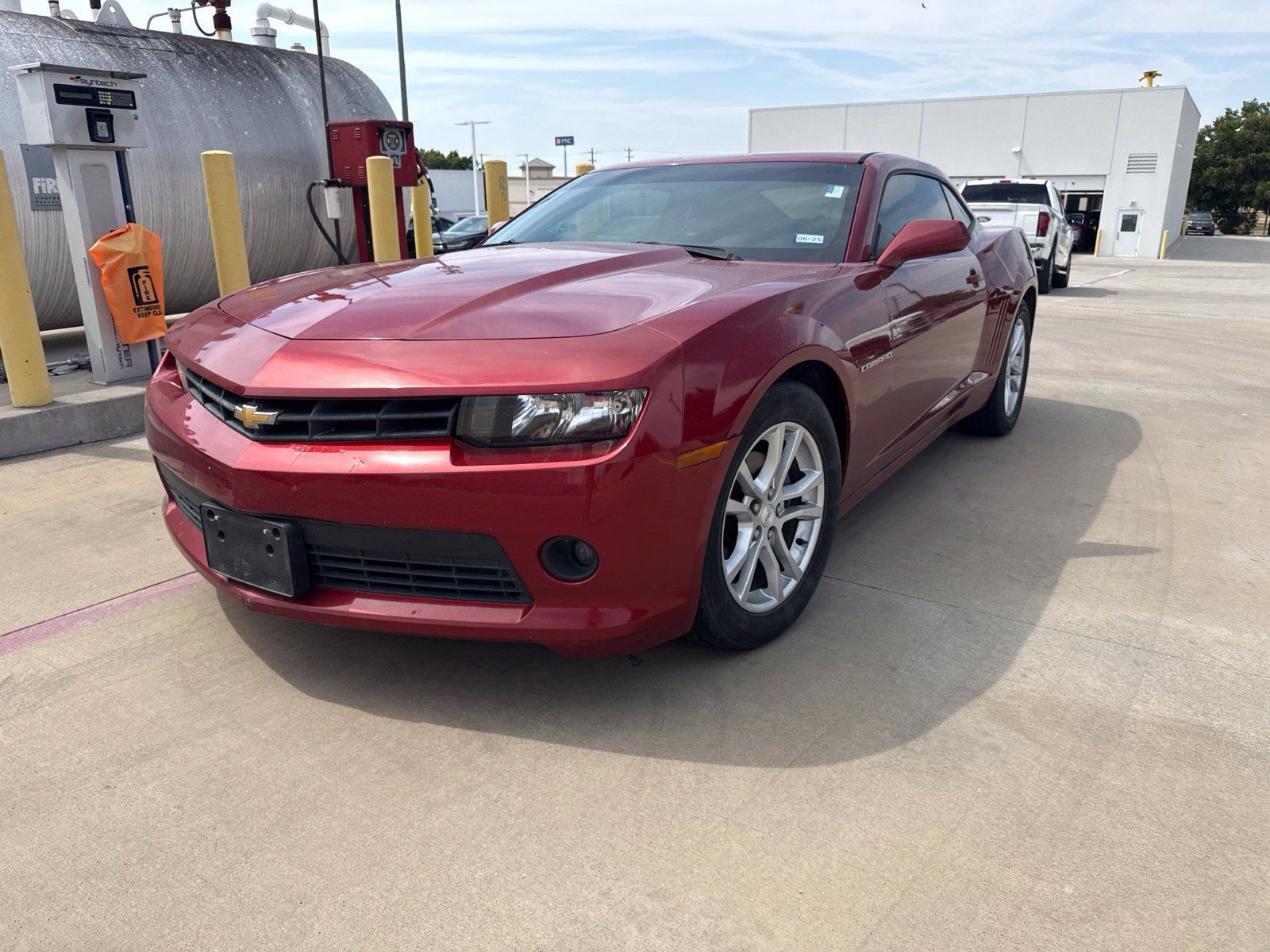 Used 2014 Chevrolet Camaro LT RWD image 2