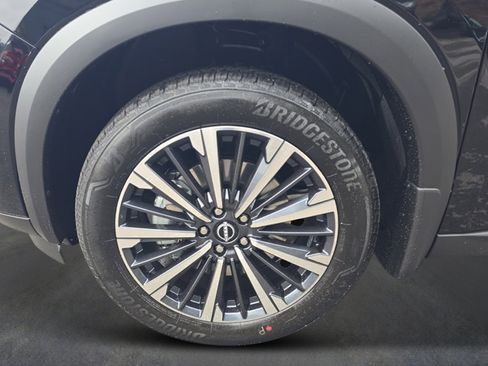New 2026 Nissan Pathfinder Platinum w/ Cargo Package AWD/4WD image 9