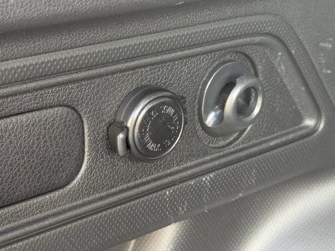 Used 2022 Subaru Forester AWD/4WD image 26
