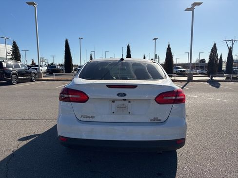 Used 2016 Ford Focus SE image 12