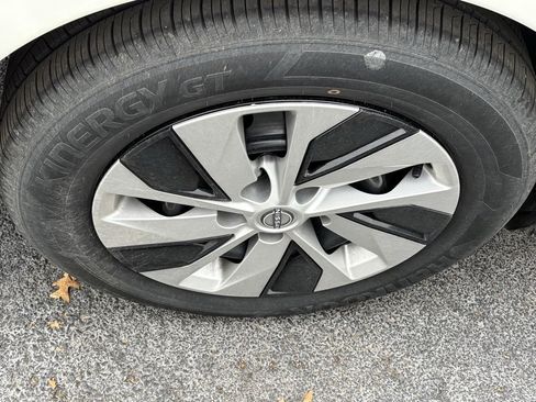 Used 2025 Nissan Altima 2.5 S image 10