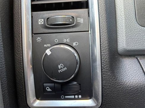 Used 2018 RAM 2500 Big Horn image 17