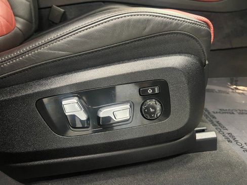 Used 2024 BMW X6 xDrive40i image 18