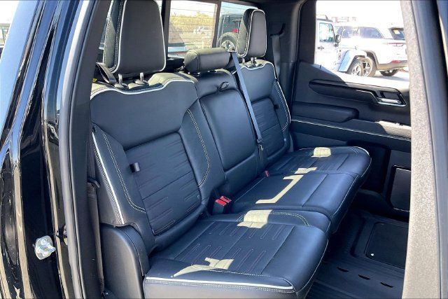 Used 2026 GMC Sierra 1500 AT4X AWD/4WD image 25