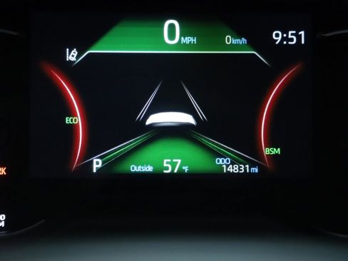 Used 2025 Toyota RAV4 XLE image 26