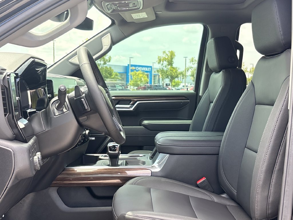 New 2026 Chevrolet Silverado 1500 RST AWD/4WD image 6