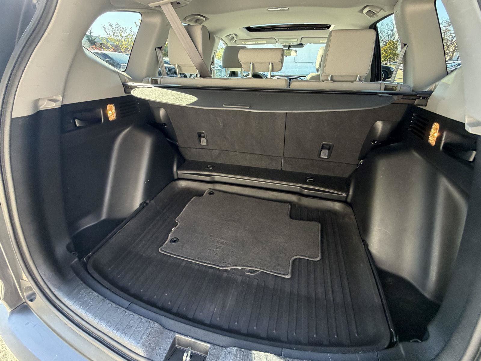 Used 2017 Honda CR-V EX image 25