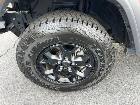 Used 2022 Jeep Wrangler Willys image 9