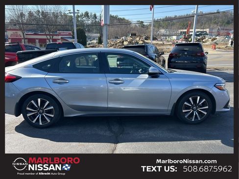 Used 2024 Honda Civic EX-L image 8