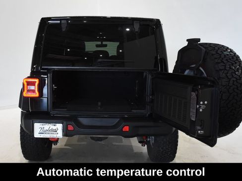 Used 2023 Jeep Wrangler Unlimited Rubicon w/ Xtreme 35 Tire Package AWD/4WD image 9