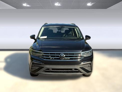 Used 2024 Volkswagen Tiguan S FWD image 6