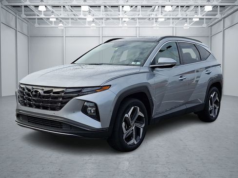 Certified 2024 Hyundai Tucson Limited AWD/4WD image 3