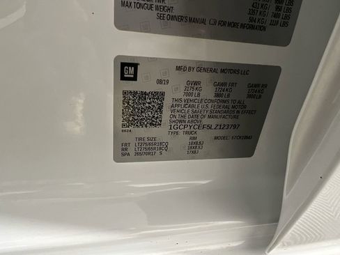 Used 2020 Chevrolet Silverado 1500 Custom Trail Boss w/ Custom Convenience Package image 32