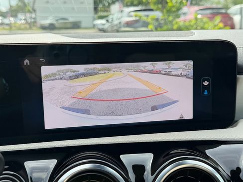 Used 2025 Mercedes-Benz CLA 250 image 25