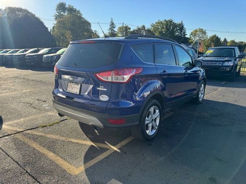 Used 2016 Ford Escape SE w/ Equipment Group 201A image 6