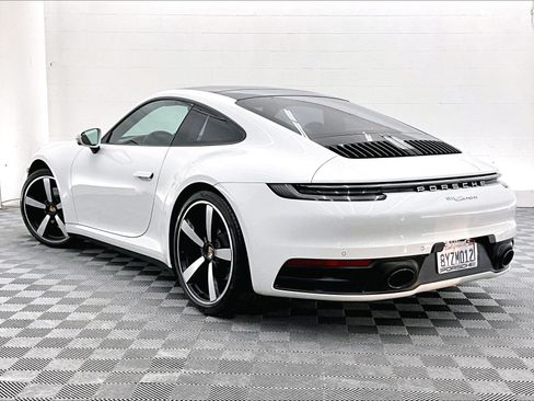 Used 2022 Porsche 911 Carrera RWD image 10
