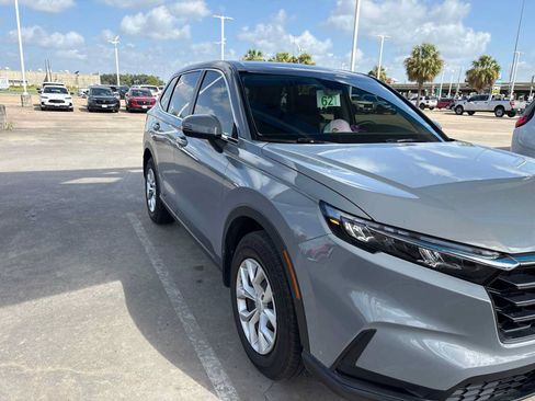 Used 2025 Honda CR-V LX image 2