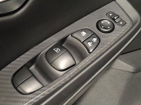 Used 2021 Nissan Sentra SV image 27