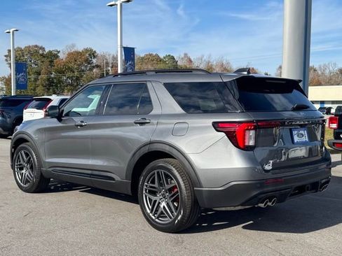 New 2026 Ford Explorer ST w/ Sun And Sound Package image 3