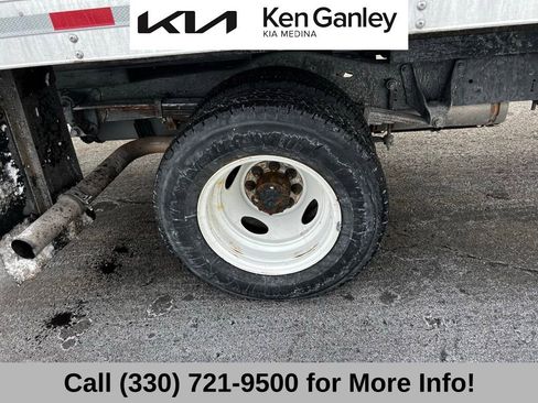 Used 2024 Ford E-450 and Econoline 450 Super Duty w/ Power Windows & Locks Group image 14