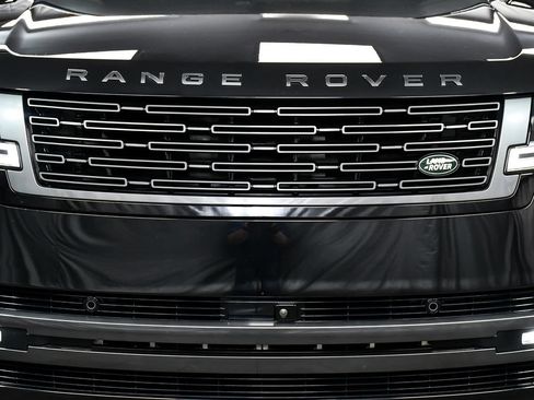 Used 2025 Land Rover Range Rover Long Wheelbase SE AWD/4WD image 87