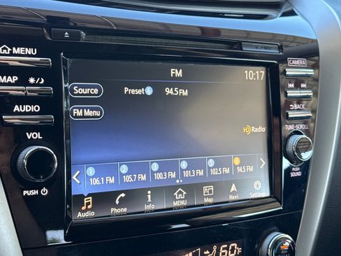 Used 2018 Nissan Murano SV image 24