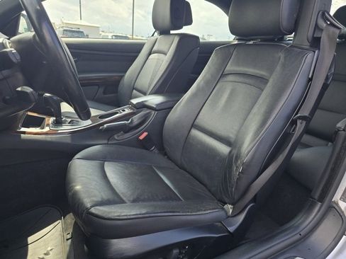 Used 2011 BMW 328i Convertible RWD image 21